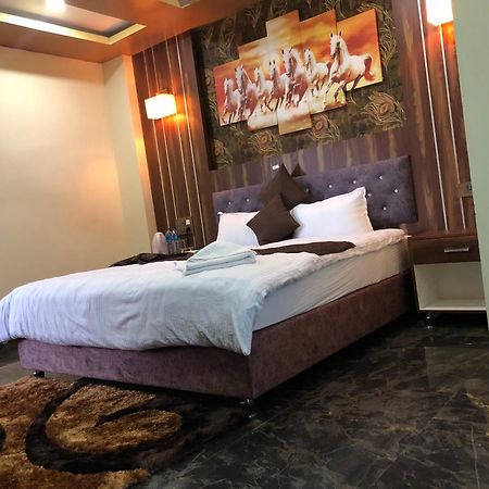 Hotel Hot Pot, Dhangadhi Luaran gambar