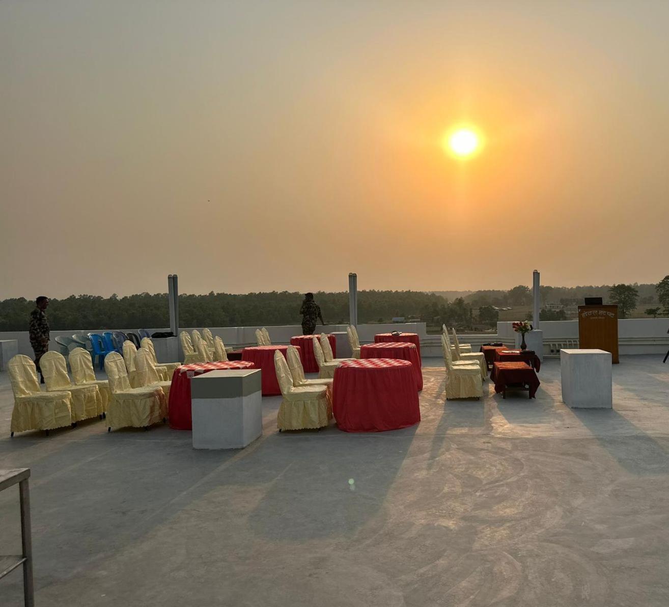 Hotel Hot Pot, Dhangadhi Luaran gambar