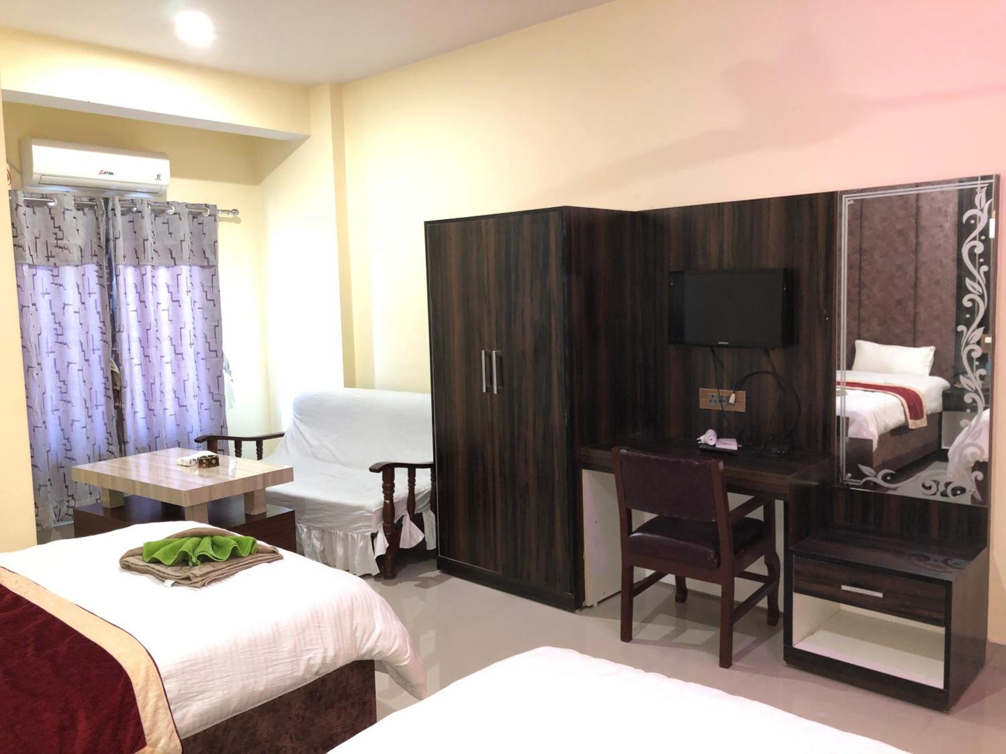 Hotel Hot Pot, Dhangadhi Luaran gambar