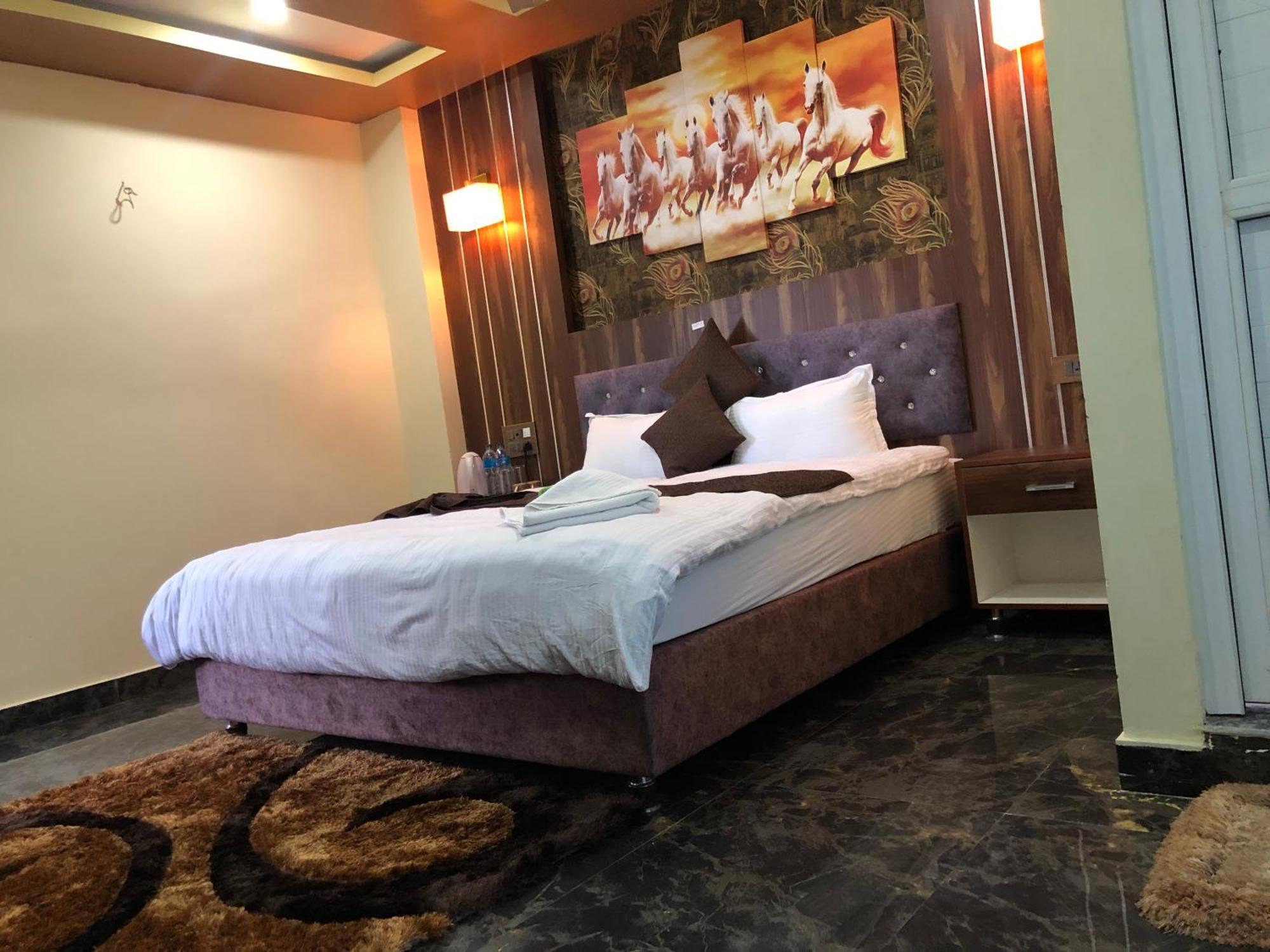 Hotel Hot Pot, Dhangadhi Luaran gambar