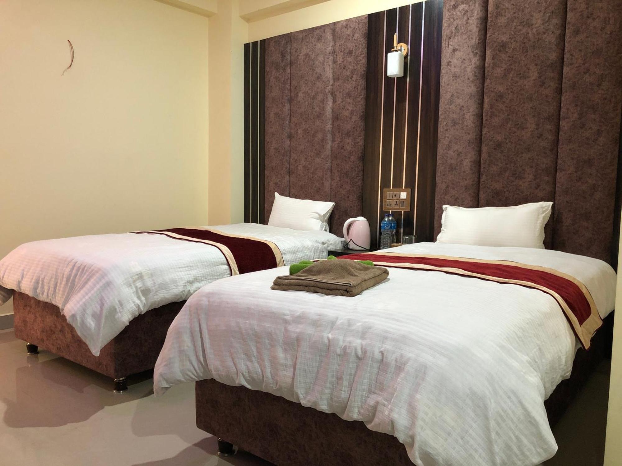 Hotel Hot Pot, Dhangadhi Luaran gambar